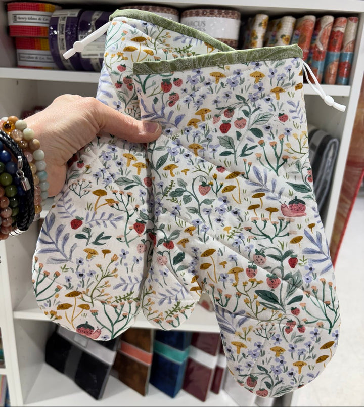 Spring Oven Mitt Kit - (Makes 2 Mitts)