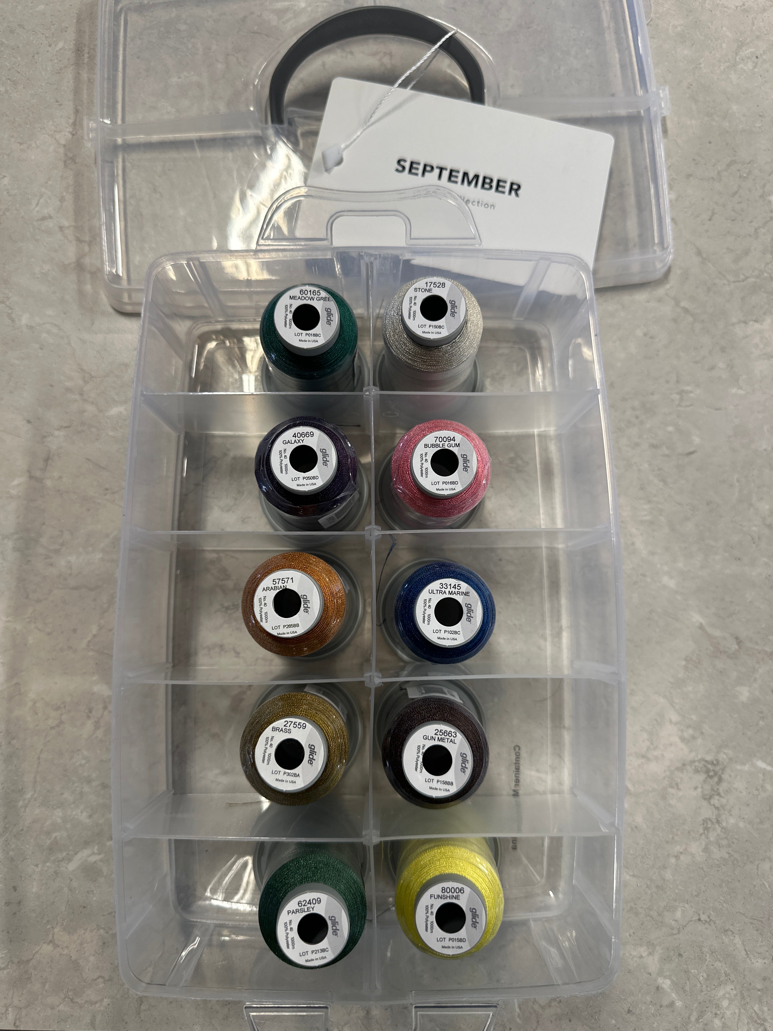 OVERSTOCK -Thread Club | September 2024 GLIDE 40wt (10 Spools of 1000 m)