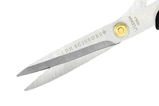8" True Left Handed Midnight Lightweight Fabric Scissors - Maple Leaf Quilting Company Ltd.