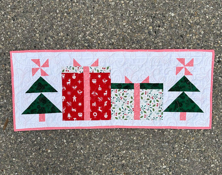 Simple Gifts - Table Runner Kit