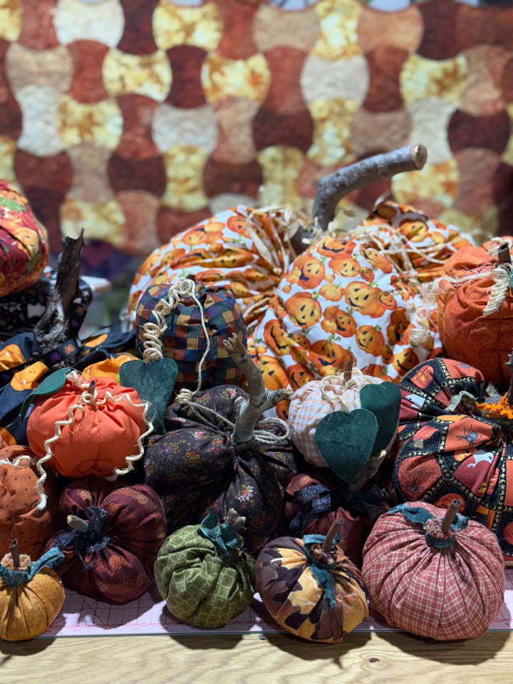 (Oct 4th) Maple Leaf Stitching Academy Pumpkin Patch - Beginner Craft Class (Make & Take Project)