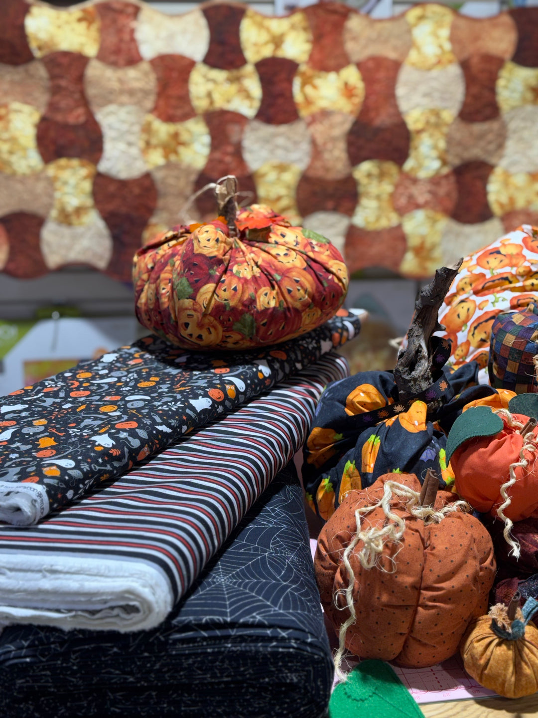 (Oct 4th) Maple Leaf Stitching Academy Pumpkin Patch - Beginner Craft Class (Make & Take Project)
