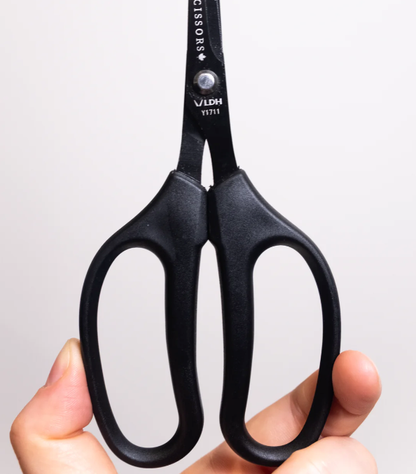 LDH 6.5" Midnight Edition Soft-handled Craft Scissors  🇨🇦