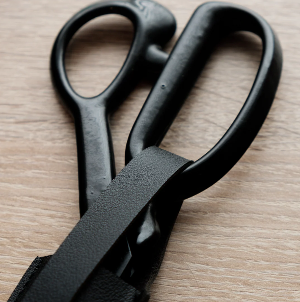 LDH Midnight Edition Scissor Sheath  🇨🇦
