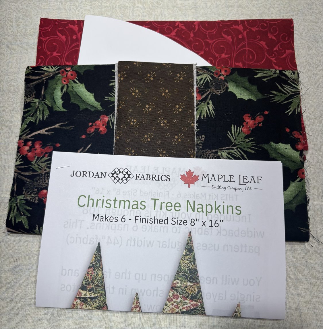 Christmas Tree Napkin - Kit (6pc set) - Maple Leaf Quilting Company Ltd.