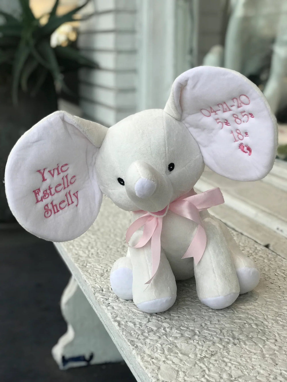 Ellie Elephant Embroidery Buddy - Maple Leaf Quilting Company Ltd.