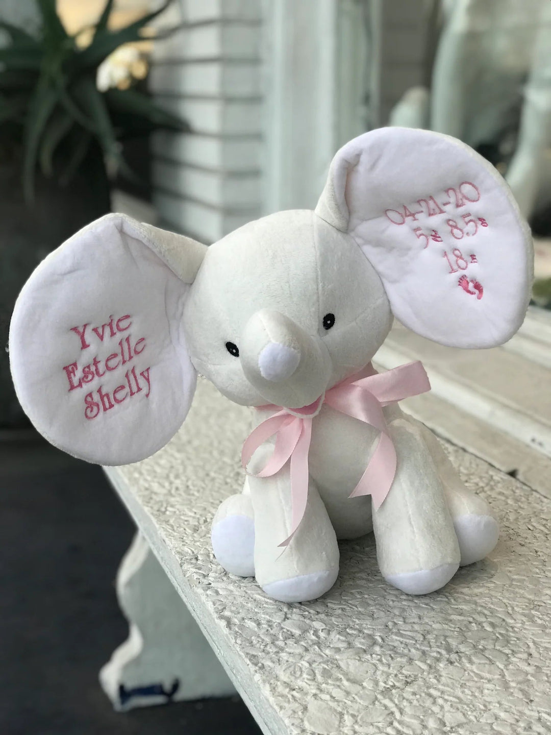 Ellie Elephant Embroidery Buddy - Maple Leaf Quilting Company Ltd.