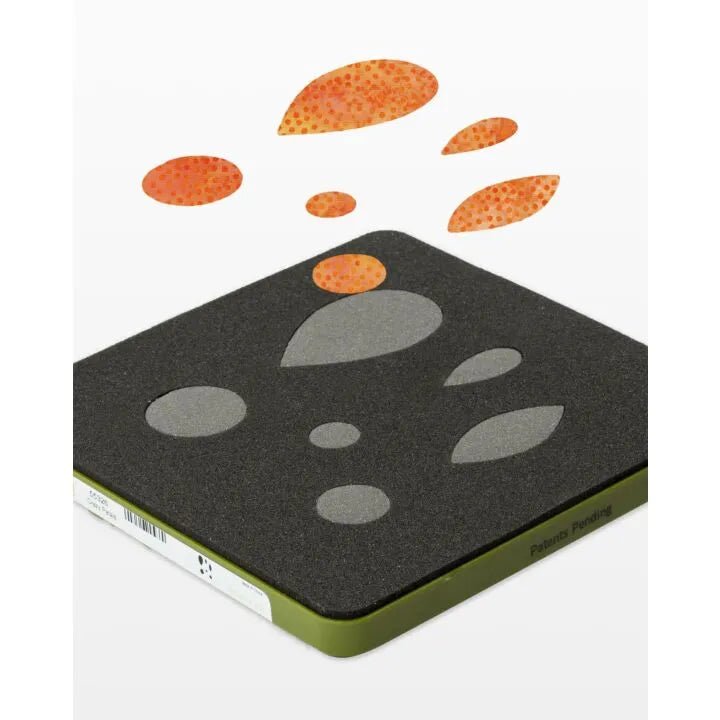 GO! Crazy Petals Die (55326) - Maple Leaf Quilting Company Ltd.