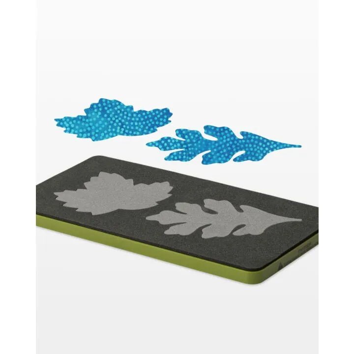 GO! Rustling Leaves 2 - Maple and Oak (Large) Die (55390) - Maple Leaf Quilting Company Ltd.