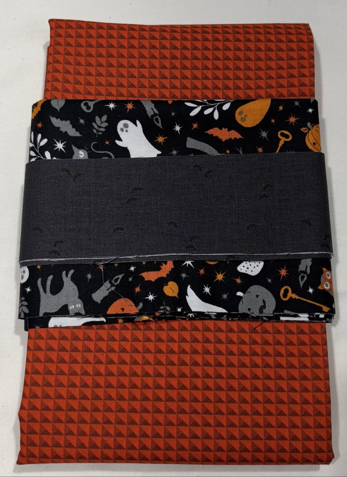 Halloween Pillowcase/Treat Bag - Kit (1pc) - Maple Leaf Quilting Company Ltd.