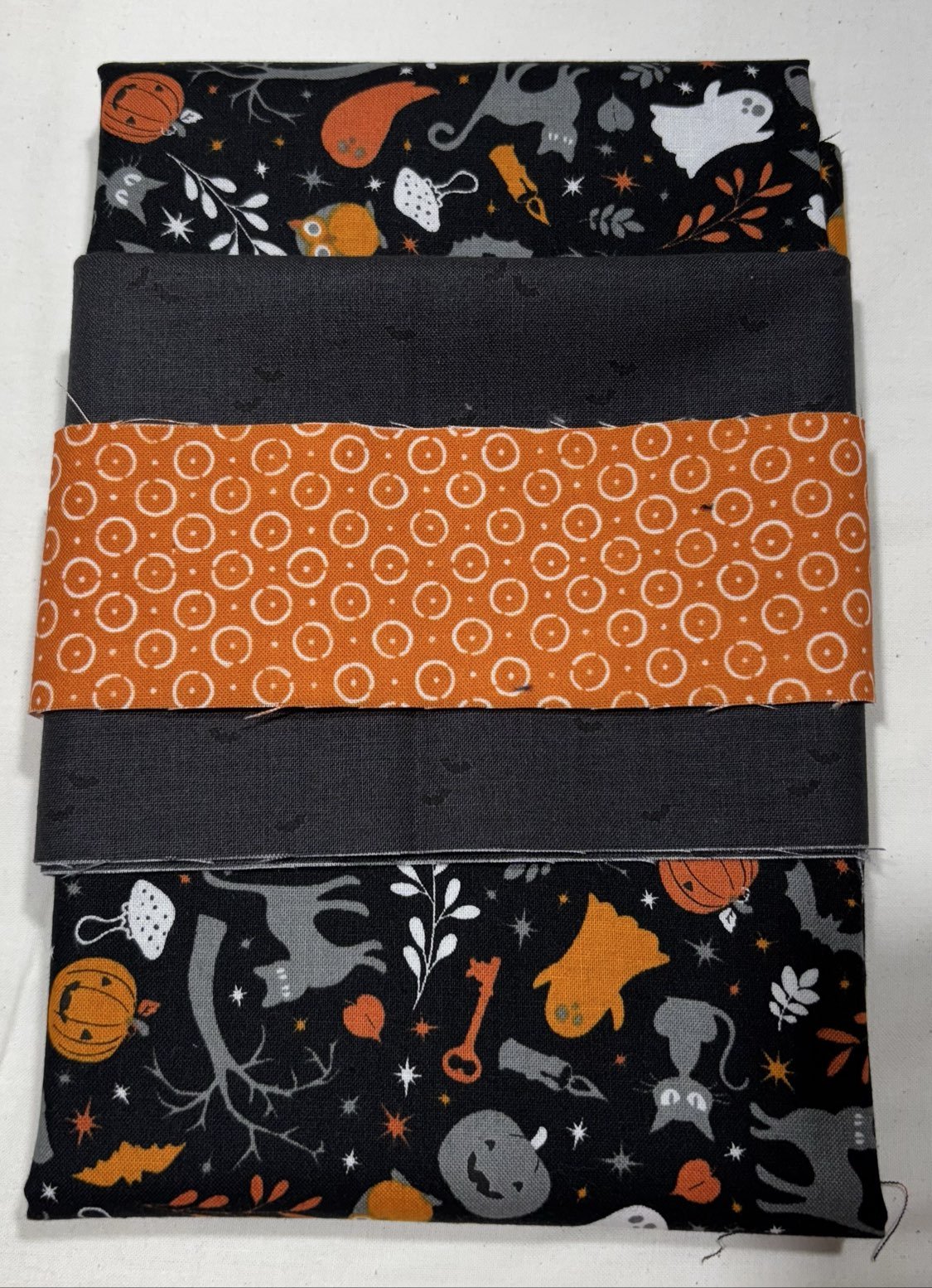 Halloween Pillowcase/Treat Bag - Kit (1pc) - Maple Leaf Quilting Company Ltd.