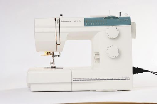 Husqvarna Viking EMERALD 116 - Maple Leaf Quilting Company Ltd.