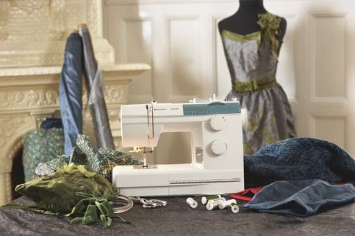 Husqvarna Viking EMERALD 116 - Maple Leaf Quilting Company Ltd.
