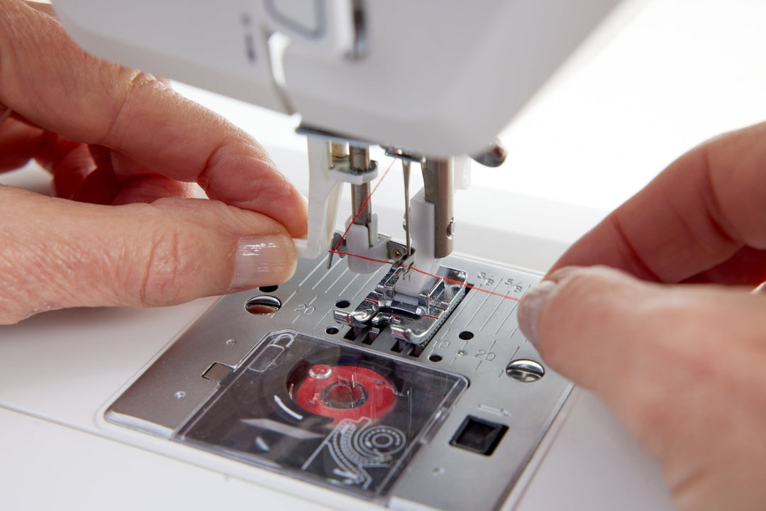 Husqvarna Viking Onyx 15 - Maple Leaf Quilting Company Ltd.