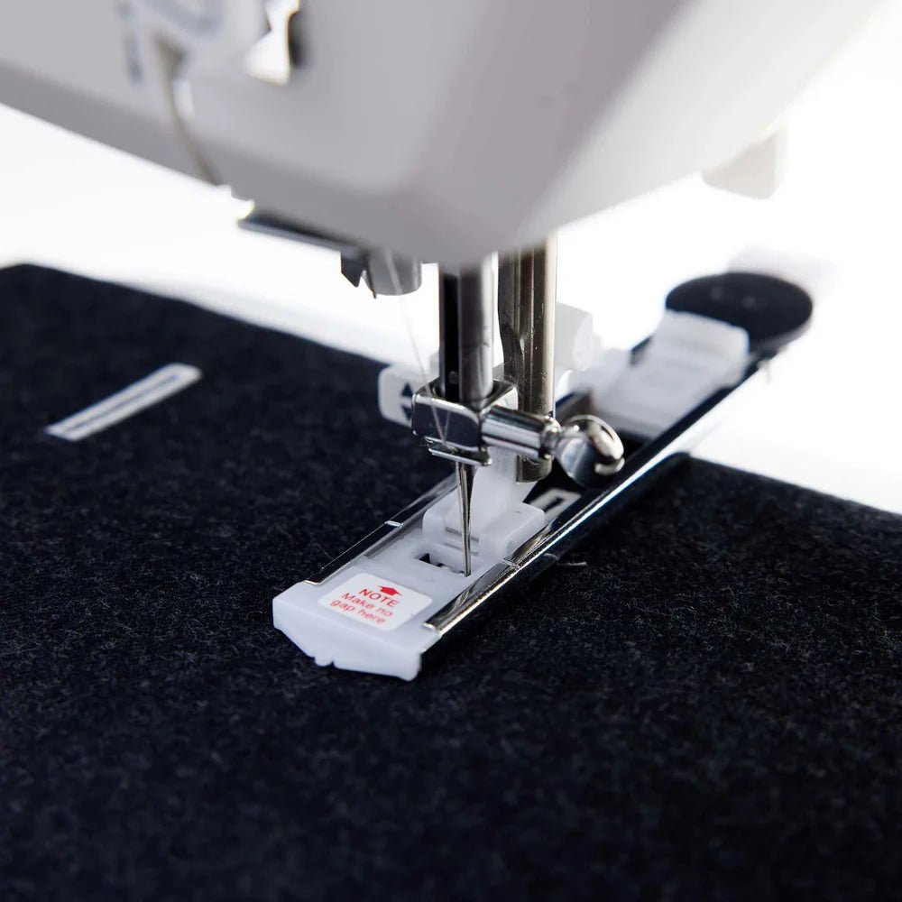 Husqvarna Viking Onyx 25 - Maple Leaf Quilting Company Ltd.