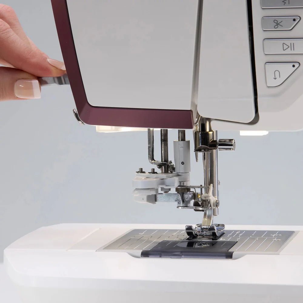 Husqvarna Viking Topaz 65 - Maple Leaf Quilting Company Ltd.