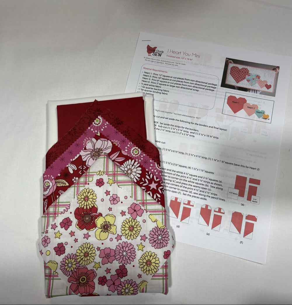 "I Heart You" Mini Wall Hanging - Kit - Maple Leaf Quilting Company Ltd.