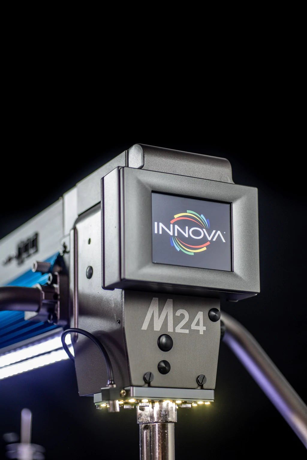 Innova's Enterprise Longarm Package - Maple Leaf Quilting Company Ltd ...