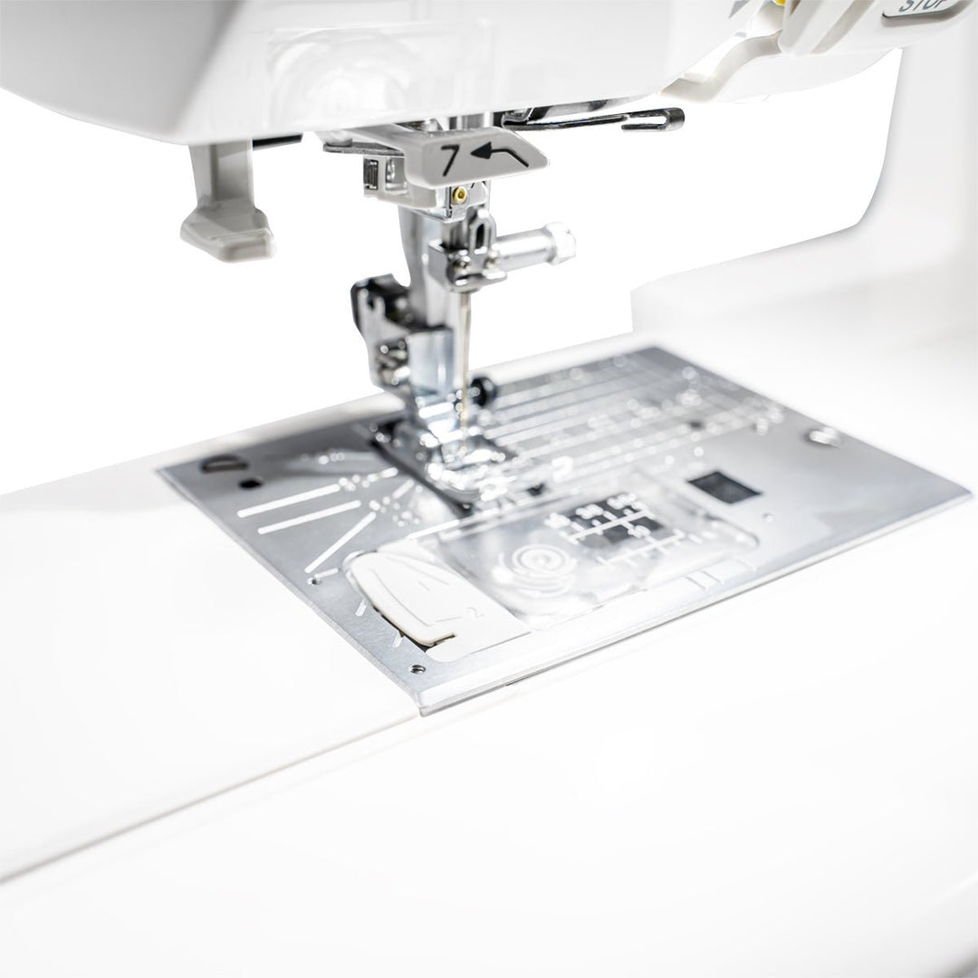 Janome 5300 QDC - G Sewing and Quilting Machine - Maple Leaf Quilting Company Ltd.