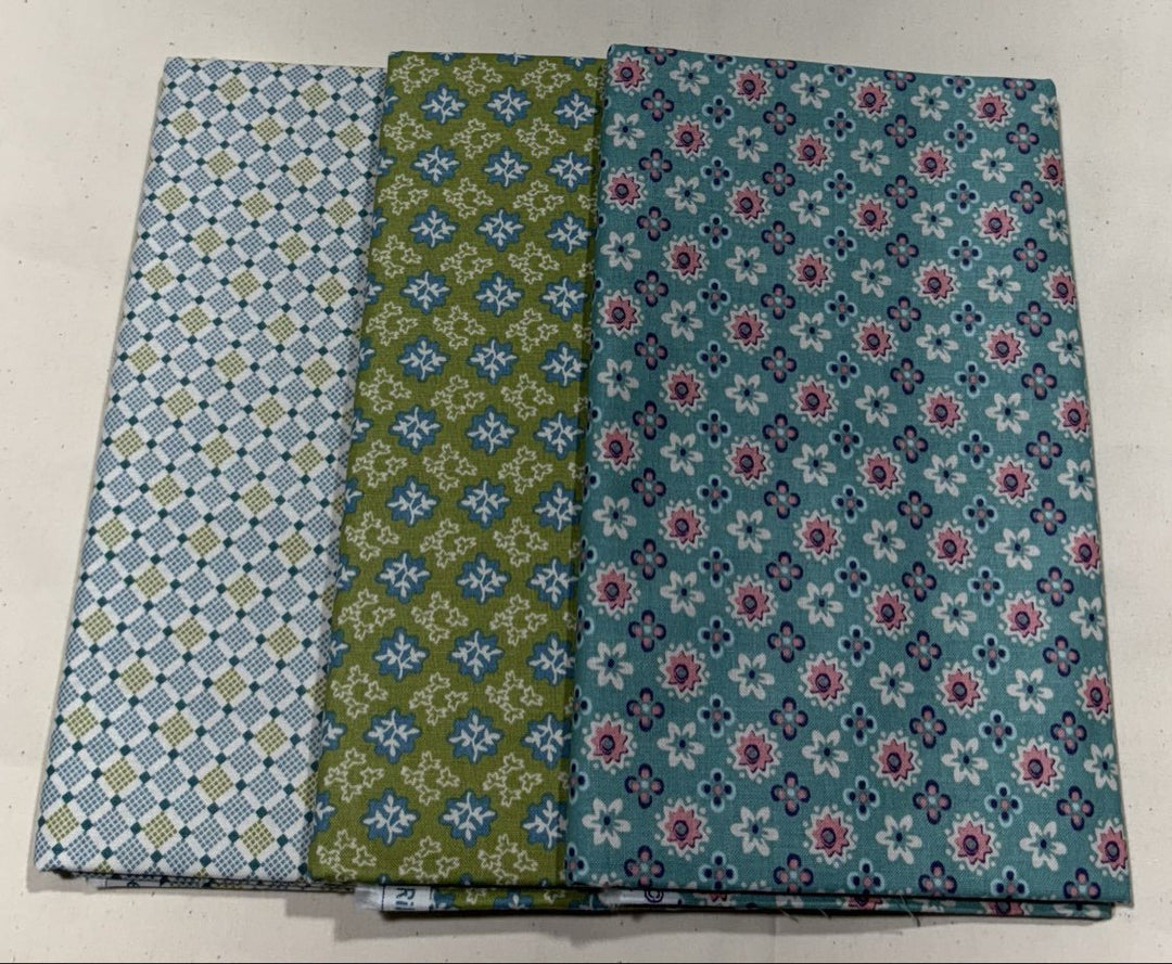 Lori Holt Piece & Plenty - 1yd Bundle (3pcs - 3yds total) - Maple Leaf Quilting Company Ltd.