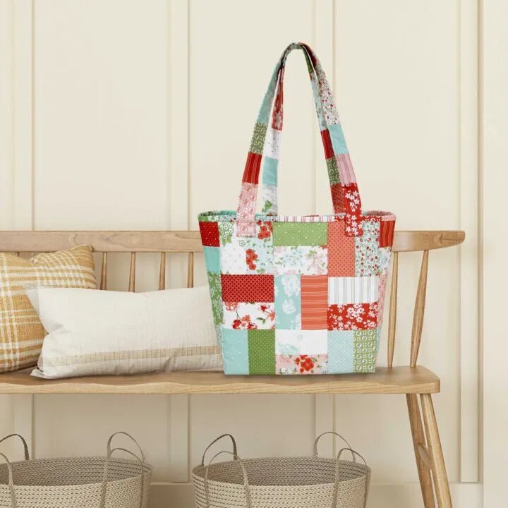Love Charm Tote Quilt - As - You - Go Kit - Maple Leaf Quilting Company Ltd.