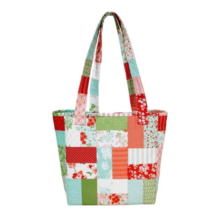 Love Charm Tote Quilt - As - You - Go Kit - Maple Leaf Quilting Company Ltd.