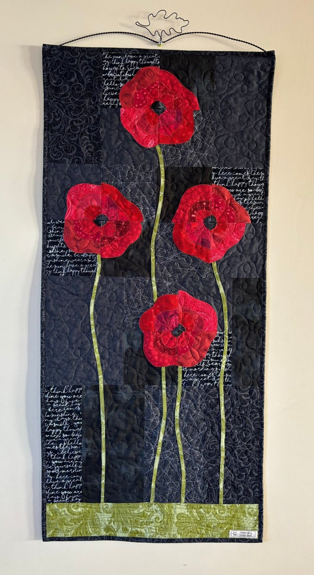 Maple Leaf Stitching Academy Beginner Quilting Class- Poppies! Wall Hanging 🌺 - Maple Leaf Quilting Company Ltd.