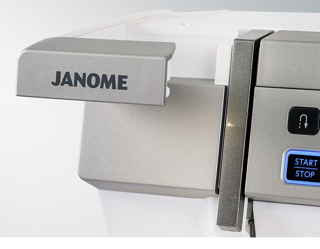 Janome Memory Craft 9480 QCP (Open Box Demo)