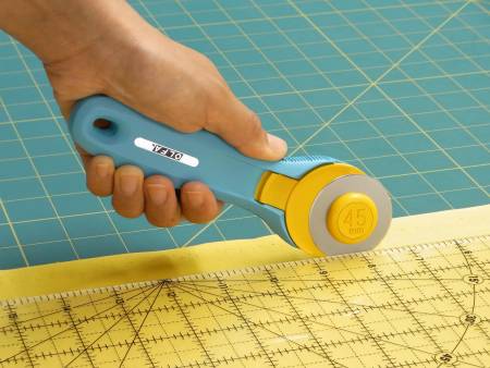 OLFA Splash Rotary Cutter 45mm Aqua - Maple Leaf Quilting Company Ltd.
