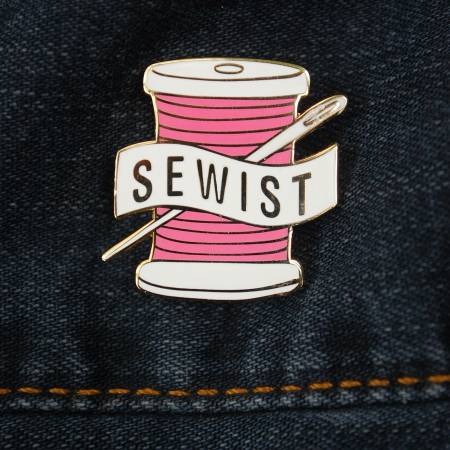 Pink "Sewist" Pin - Maple Leaf Quilting Company Ltd.
