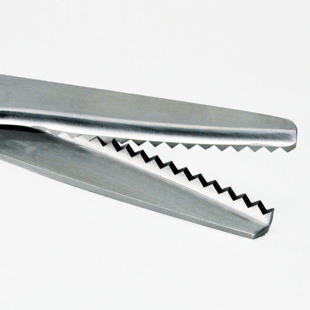 Pinking Shears (39990) - Maple Leaf Quilting Company Ltd.