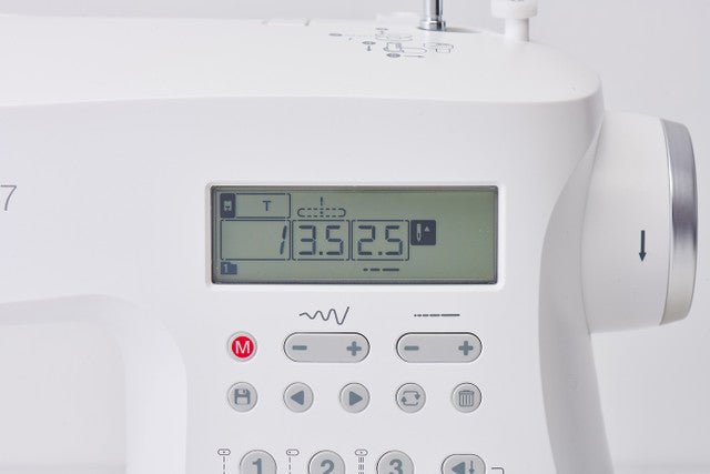 Singer Elite CE677 Sewing Machine (Special Order) - Maple Leaf Quilting Company Ltd.