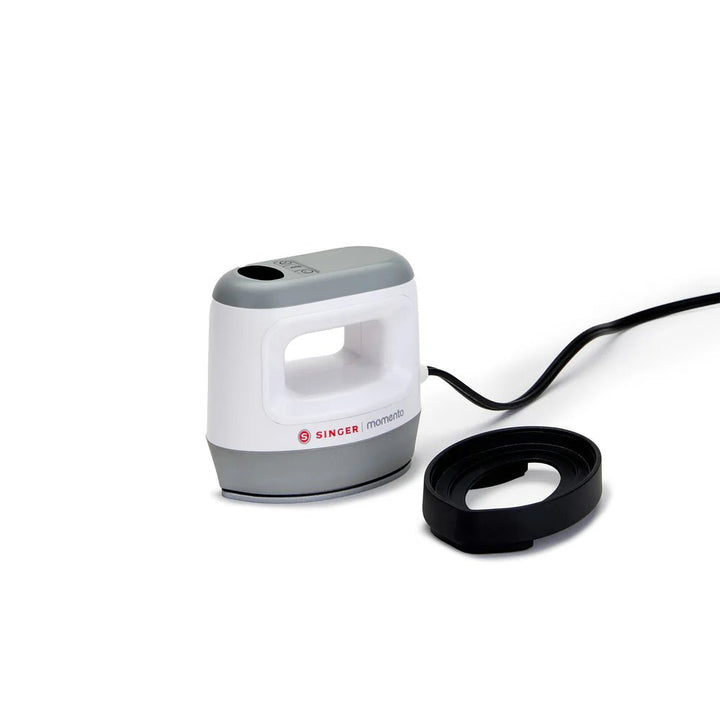 Singer - Momento Mini Press/Travel Iron - Maple Leaf Quilting Company Ltd.