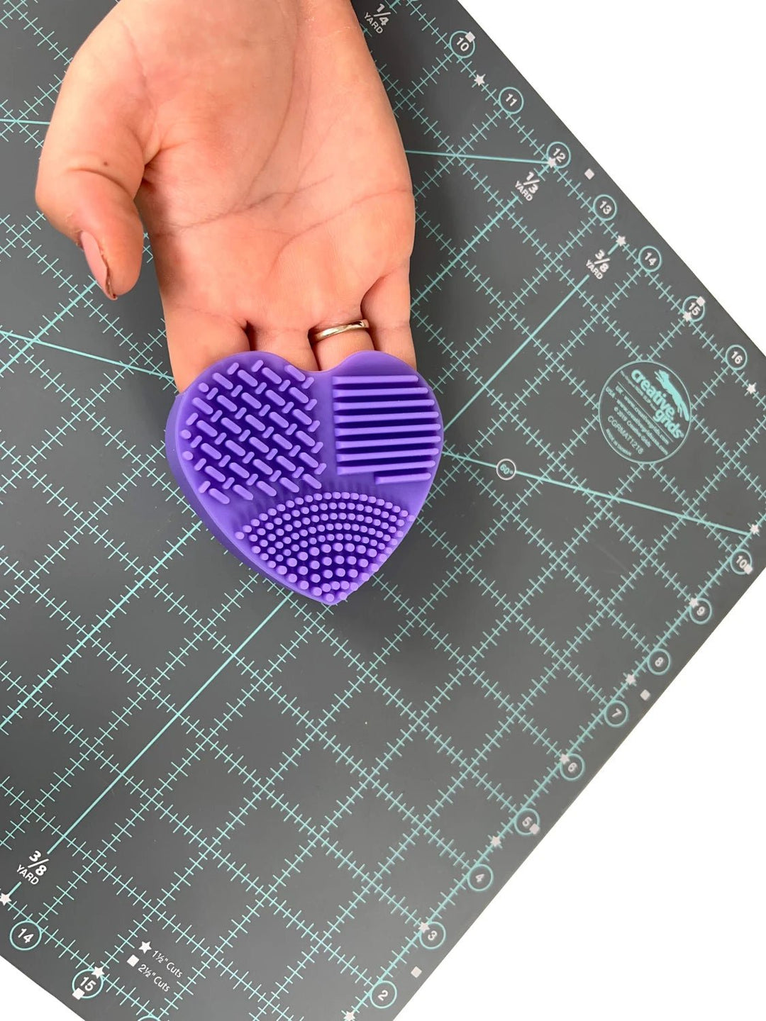 The Gypsy Quilter Mat Cleaning Pad Heart Shaped 3.25" x 1" (TGQ134) - Maple Leaf Quilting Company Ltd.