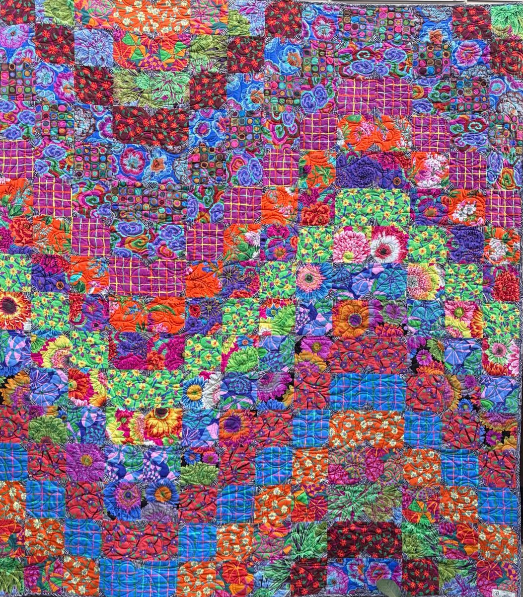 The Kaffe Fassett Collective - Colourwave by Colourwerx Quilt Kit | KTCWKC - Maple Leaf Quilting Company Ltd.
