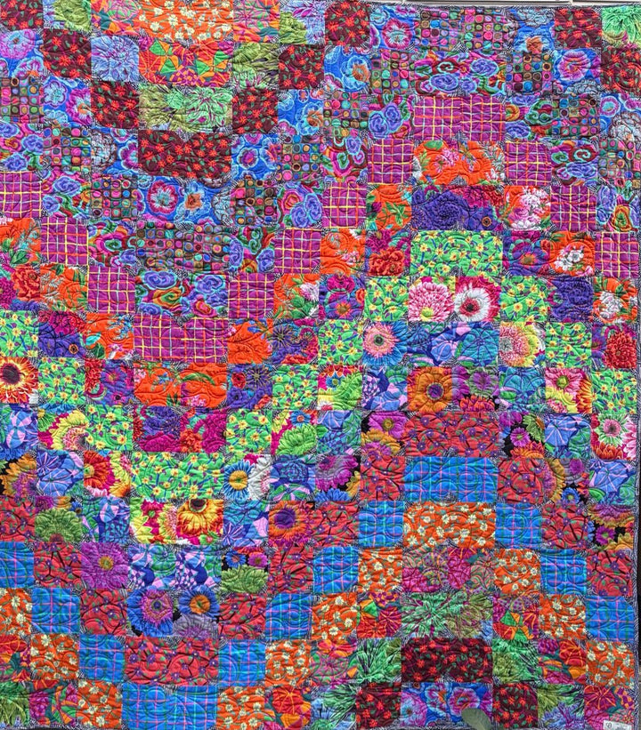 The Kaffe Fassett Collective - Colourwave by Colourwerx Quilt Kit | KTCWKC - Maple Leaf Quilting Company Ltd.