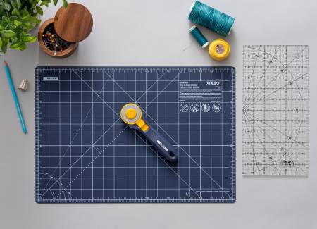 Quilting Sewing Kit - Rotary Cutter, Mat & Ruler