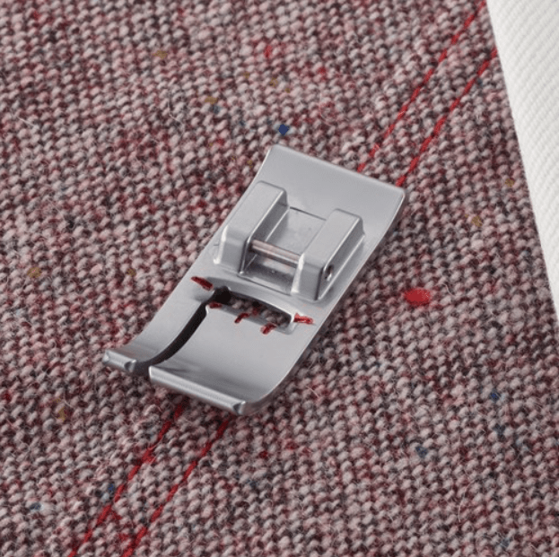 Brother Bi - level Foot Left (SA104C) - Maple Leaf Quilting Company Ltd.