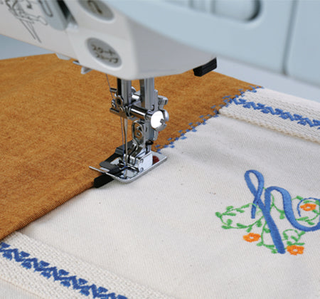AcuFeed Ditch Quilting Foot