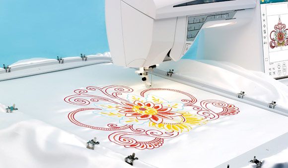 Husqvarna Viking DESIGNER™ Majestic Hoop 360x350 - Maple Leaf Quilting Company Ltd.