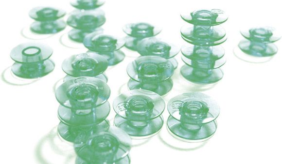 Husqvarna Viking Green Plastic Bobbins (Class 5, 6, 7) - Maple Leaf Quilting Company Ltd.