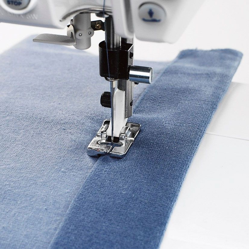 Husqvarna Viking Left Edge Topstitch Foot (920569096) - Maple Leaf Quilting Company Ltd.