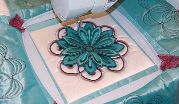 Husqvarna Viking Quilters Hoop 200 x 200 - Maple Leaf Quilting Company Ltd.